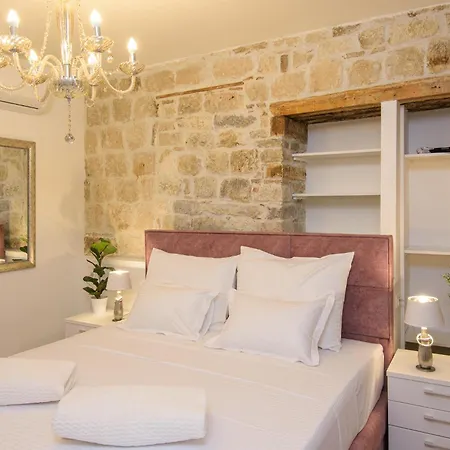 Bartul * トロギール